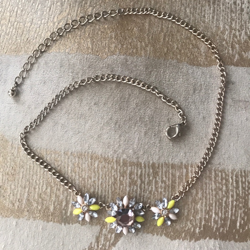 Beautiful Jeweled Flower Necklace